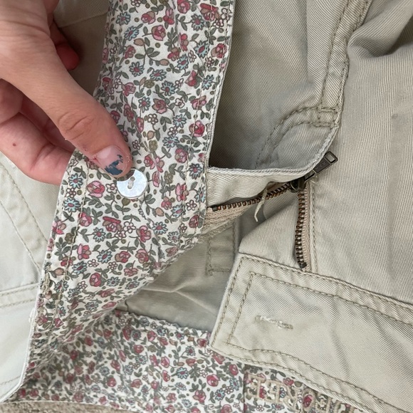 tan decree shorts size 7 - Picture 6 of 7